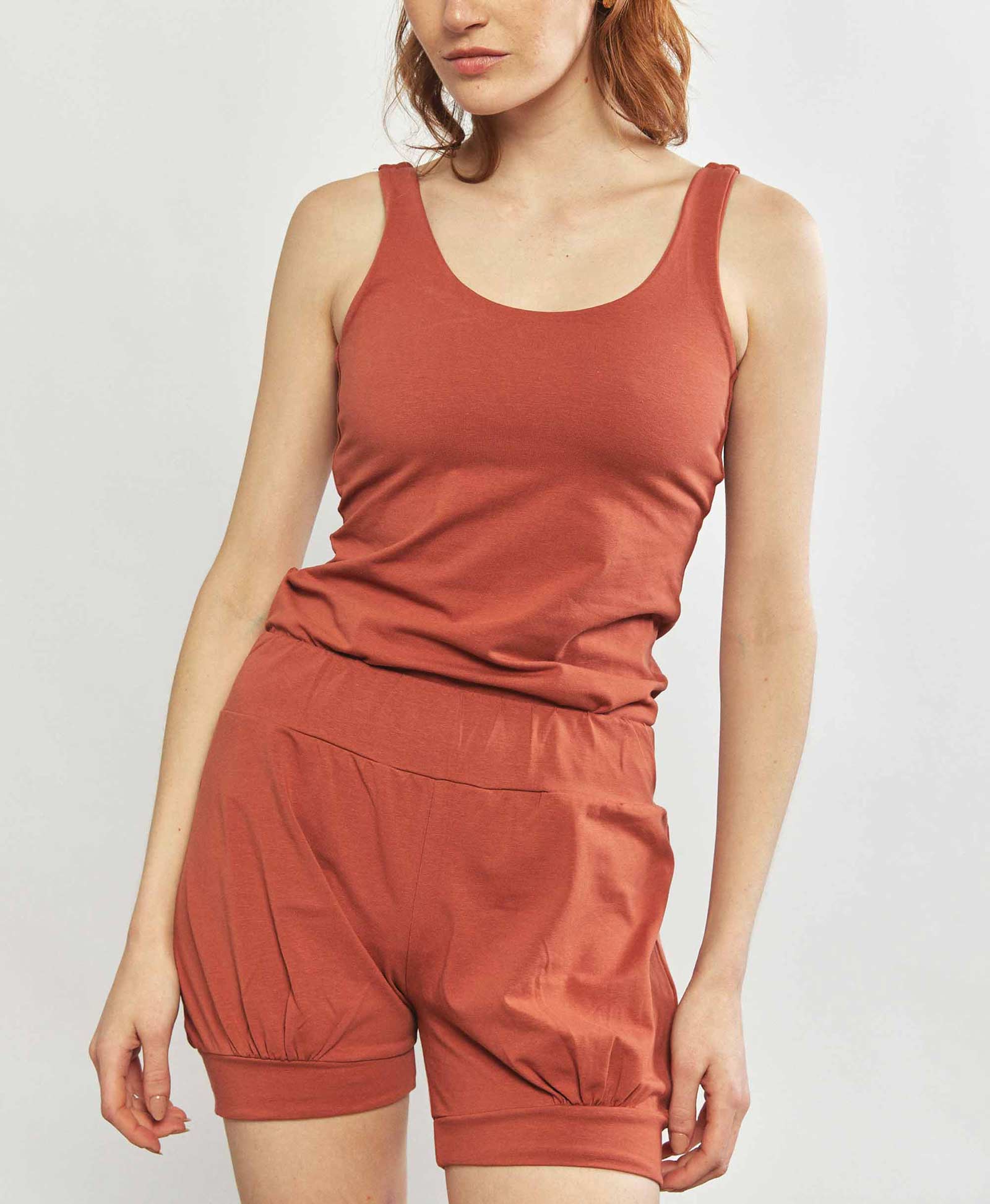 anjaly-pune-pant-granate-front(2)